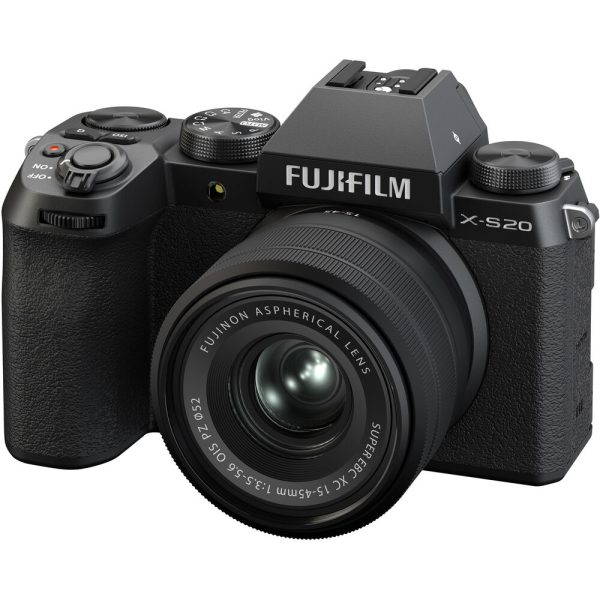 FUJIFILM X-S20 +15-45mm