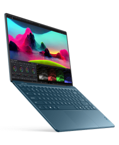 Yoga Slim 9 14ILL10 14″ OLED Ultra7 258V 32GB 1TB Touch 11H Tidal Teal + Sleeve 3YP